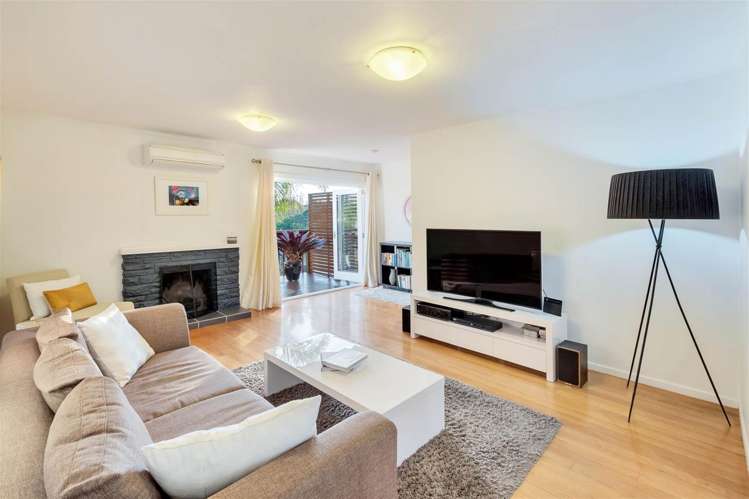 12 Chilcott Road Henderson_2