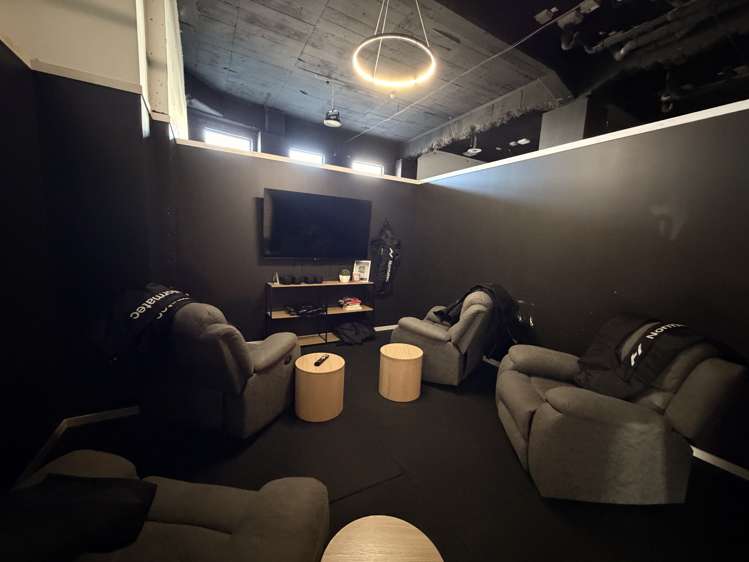 Unit 1/151 High Street Lower Hutt_3