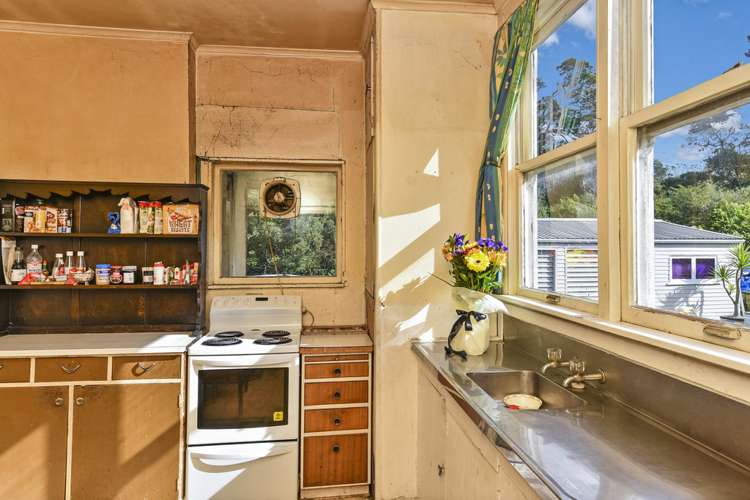 19 Woodhams Street Beach Haven_2