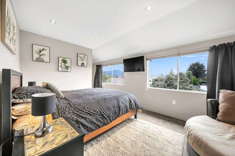 10 Pompolona Street Te Anau_9