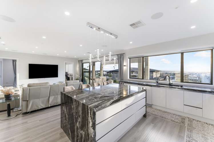 13 Michael Richard Place East Tamaki Heights_8