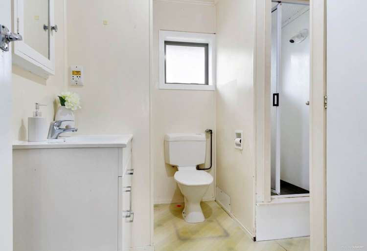 1/164 Halsey Drive Lynfield_4