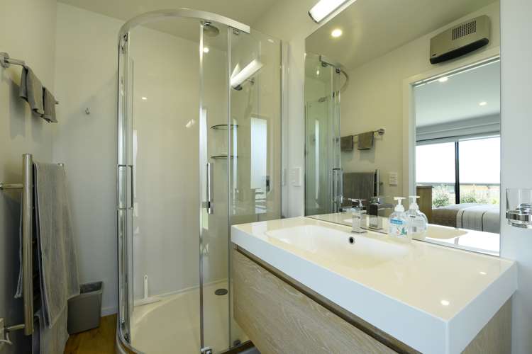 28 Concordia Drive Richmond_14