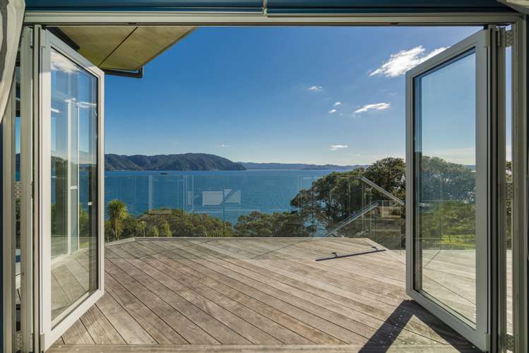 198 Pacific Ocean Slipper Island (Whakahau)_9