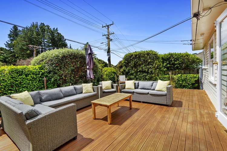 37 Lees Grove Wainuiomata_6