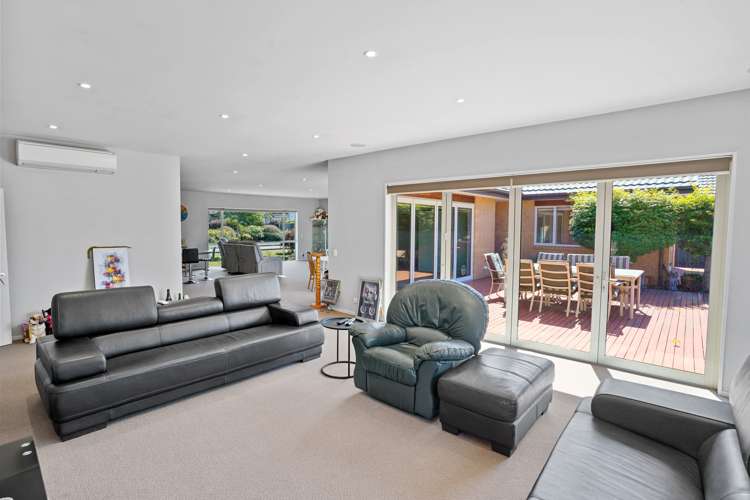 11 John Campbell Crescent Hillmorton_18