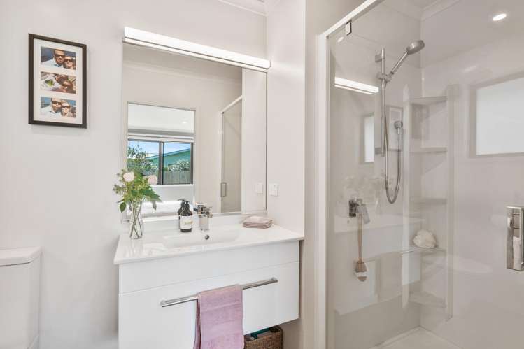 24 Barbados Way (Pvt) One Tree Point_20