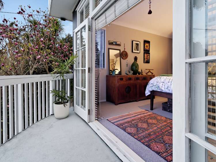 207 Godley Road Titirangi_9