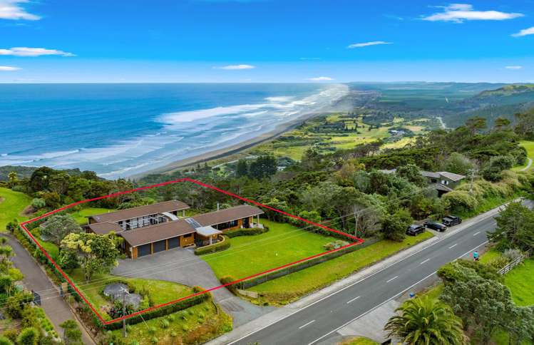 381 Oaia Road Muriwai Beach_0