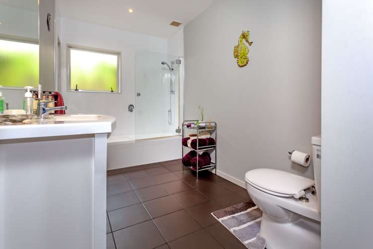 133 Pacific View Drive Whangamata_16