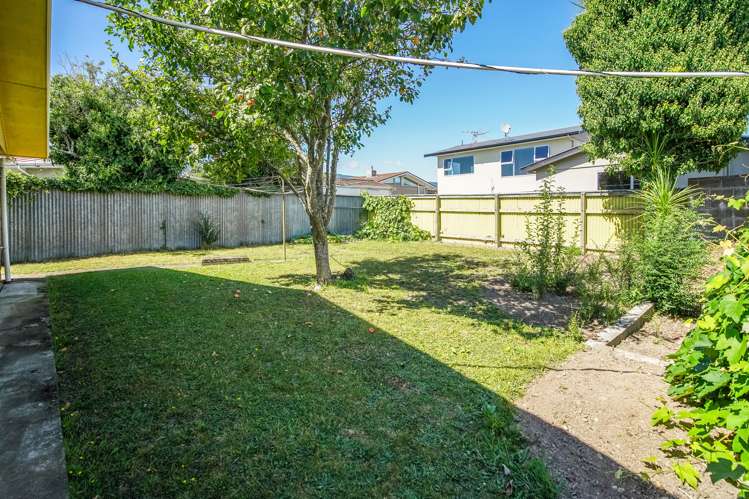 8 Cornwall Place Stoke_1