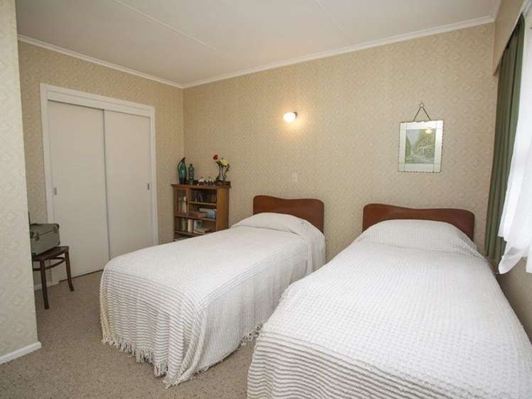 410 Ocean Road Whangamata_16