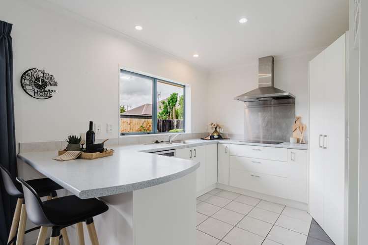 29 Somerton Drive Huntington_10