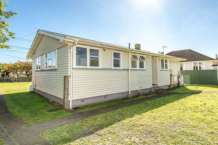 196A Anzac Parade Whanganui East_17