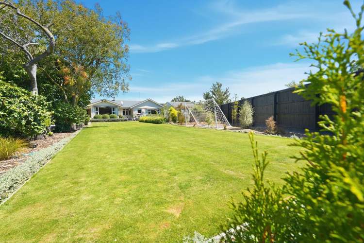 2 Church Street Amberley_33