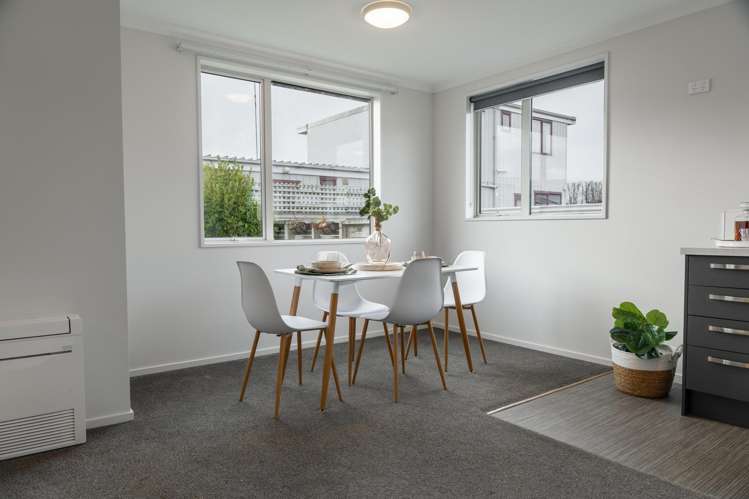 22 Lowe Street Avenal_4