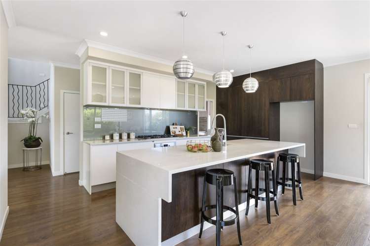 97 Medallion Drive Oteha_26