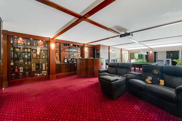 2 Glenoaks Rise Mellons Bay_46