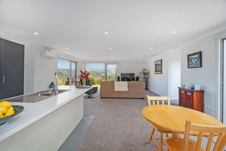 158 Silverstream Falls ROW Whitianga_19