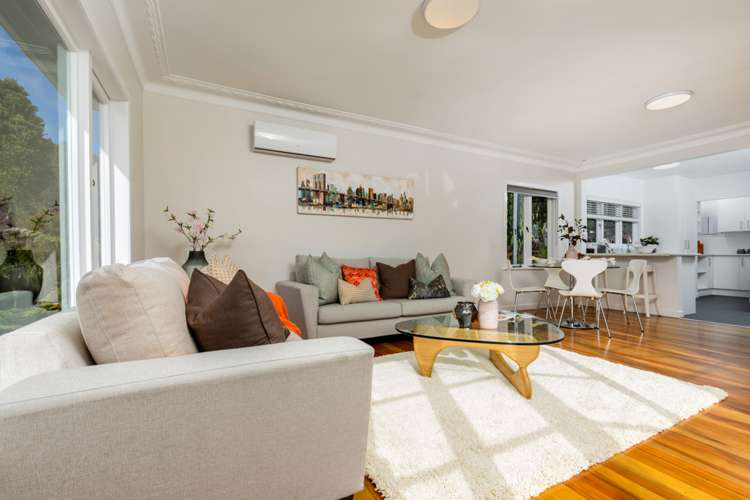 86 Shetland Street Glen Eden_19