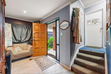 81 Royal Road_3