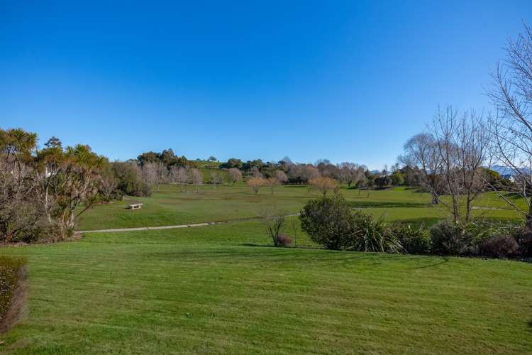 5a Scotston Grove Witherlea_19