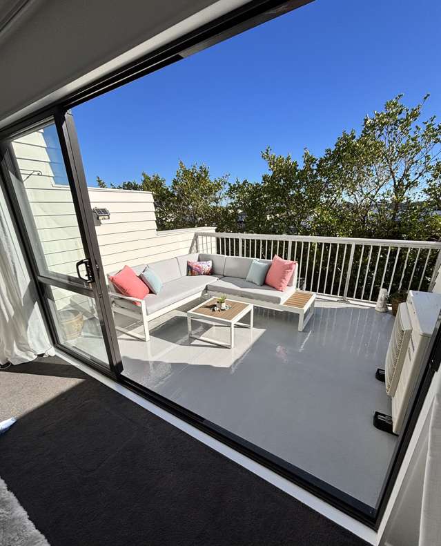 13/46 Carlos Drive Flat Bush_1