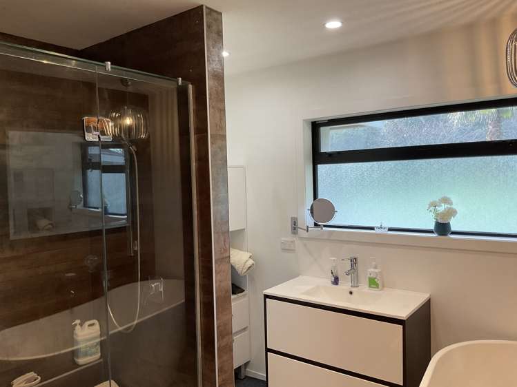 1343 Devon Road Waitara_7