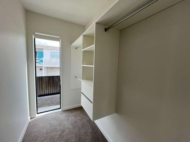 98D Royal Road 11410_13