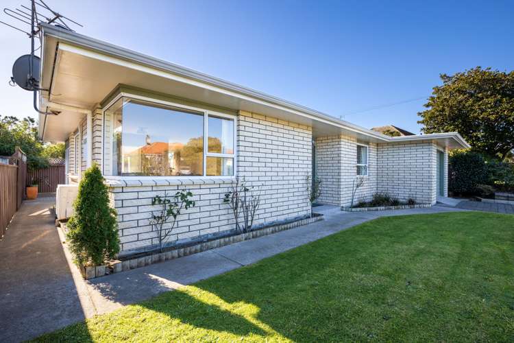 1 Wrantage Street Westown_4