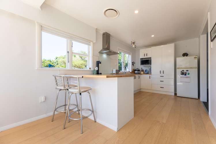 71 Golf Road Paraparaumu Beach_2