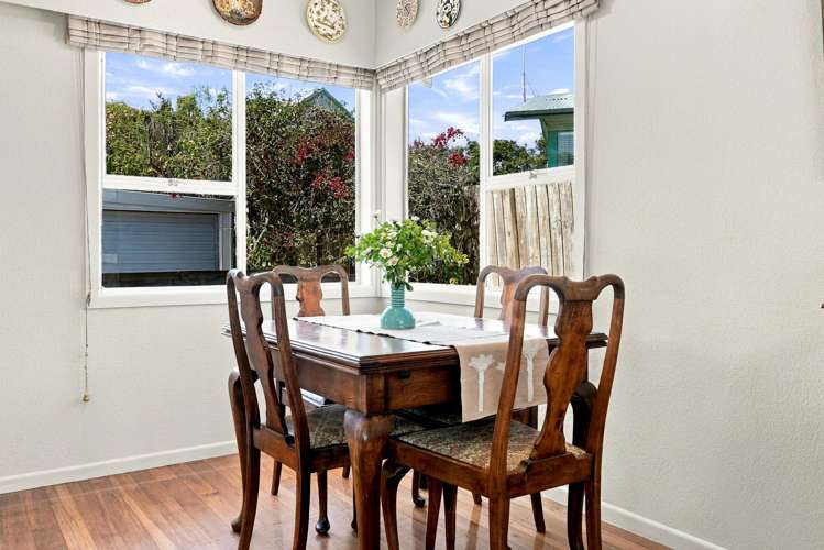 46 Kia Ora Road Beach Haven_16