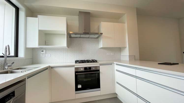 78 Manarini Road Westgate_16