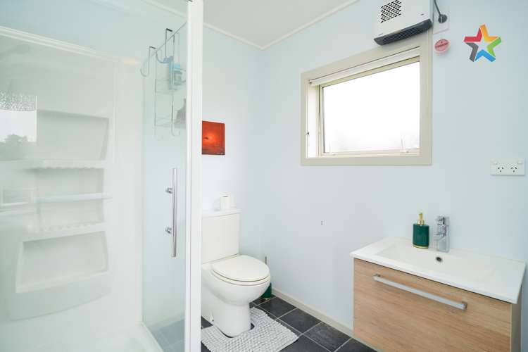 27 Main Street Otautau_10