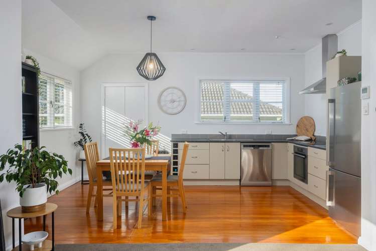 23 Tasman Avenue Mount Albert_9