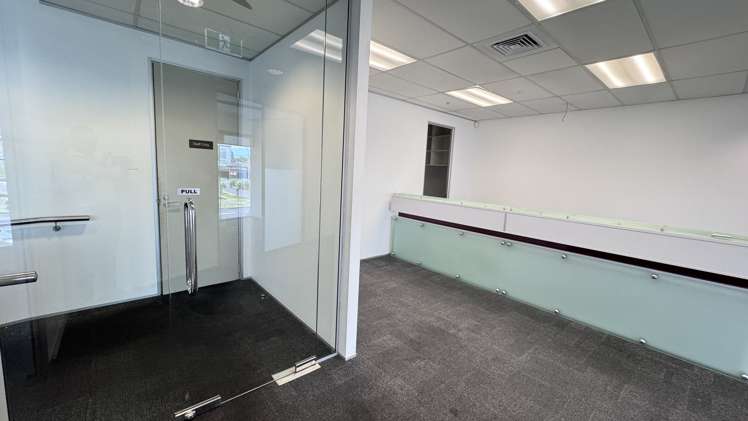 A/12 Osterley Way Manukau_2