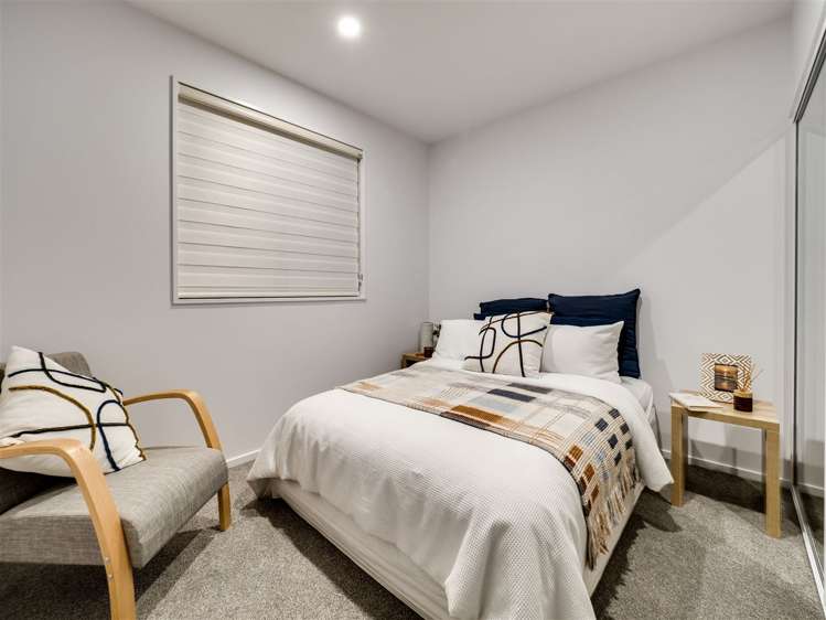 6 Brusio Drive Wigram_19