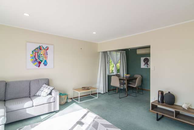 83 Beazley Avenue Paparangi_2