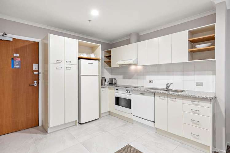 2c/92 Nelson Street Auckland Central_5