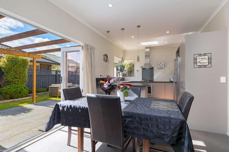 4 Silver Pine Avenue Woodridge_0