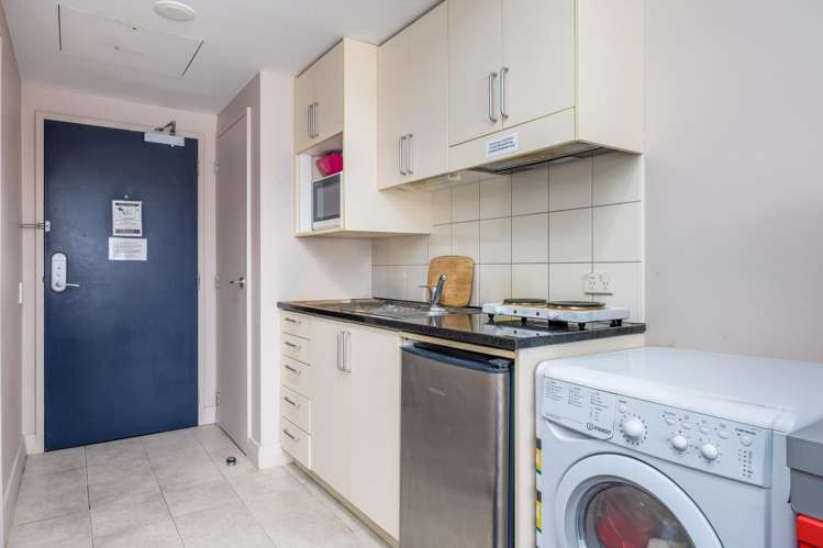 9-17 Byron Avenue Takapuna_2