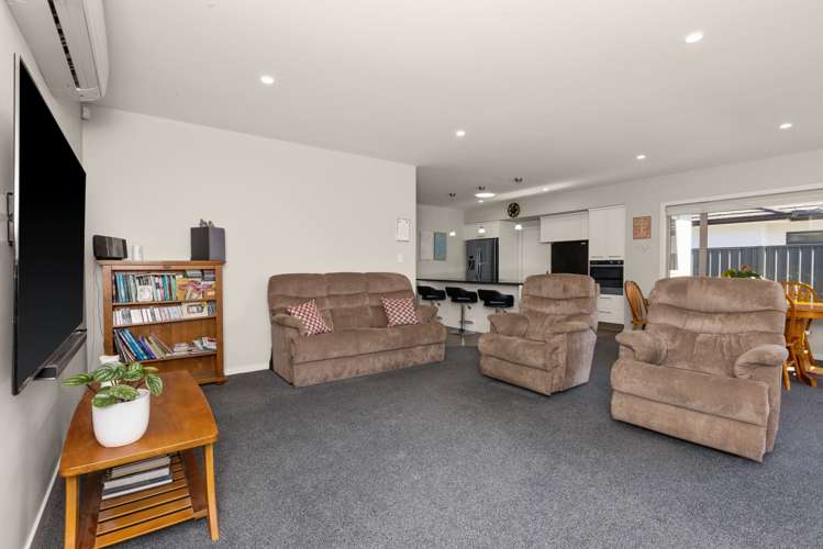 12 Wanaka Place Poraiti_12