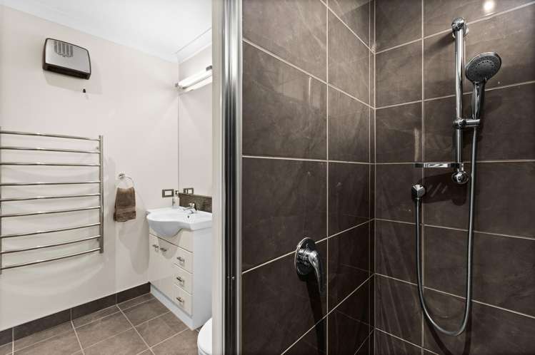 63 Squire Drive Awatoto_14