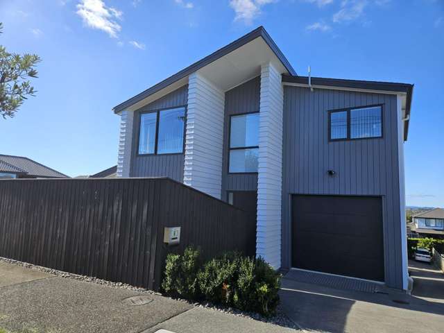 Large family Home in Eastern Bays