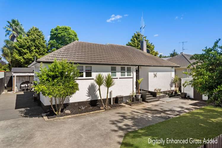 51 Kenney Crescent_4
