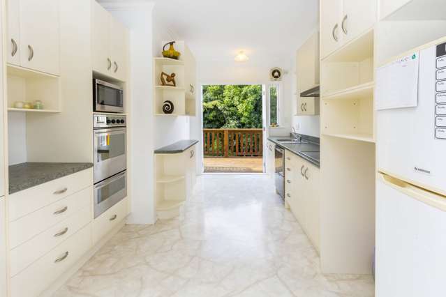 16 Alleyne Court Brown Owl_1