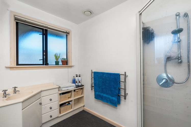 25 Pinewood Avenue North New Brighton_19