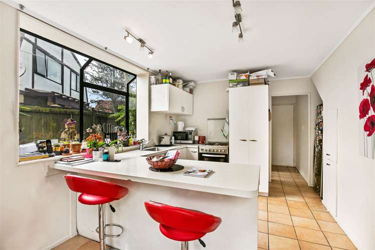 3/1 Mountain View Mews Mount Wellington_3