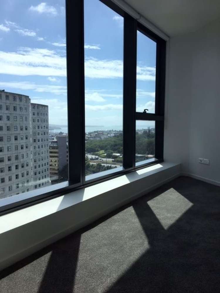 901/18 Saint Martins Lane Grafton_6