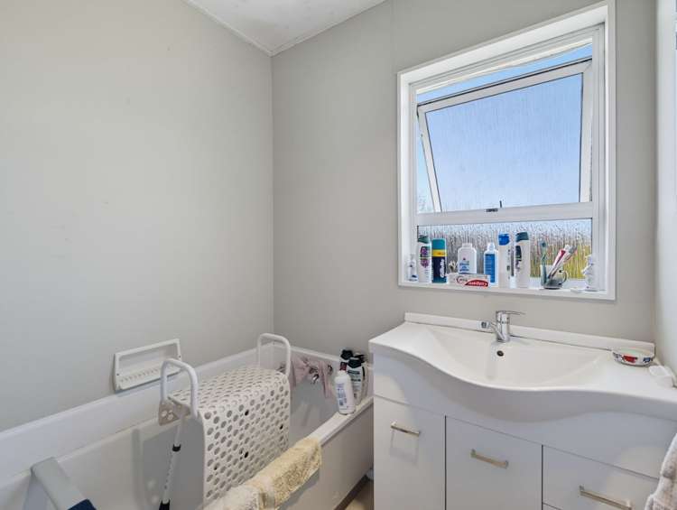 164 Flaxmere Ave Flaxmere_13